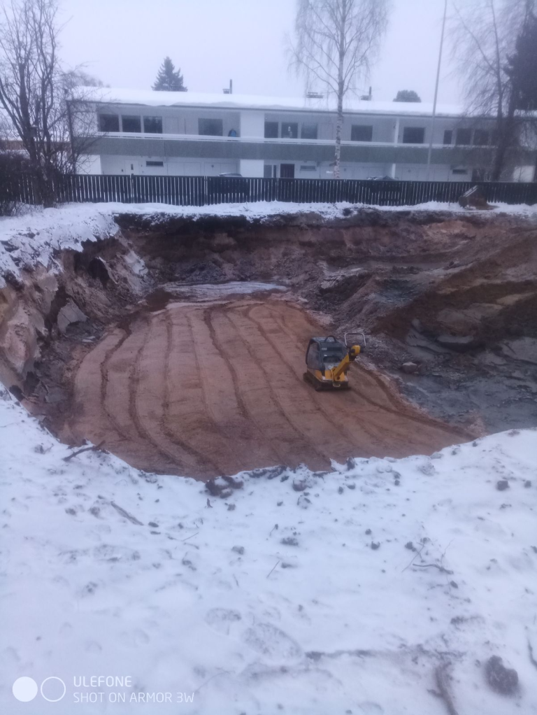 MIETINTÄÄ VUODEN ALKUUN…